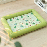 tapis-rafraichissant-chien-vert-clair